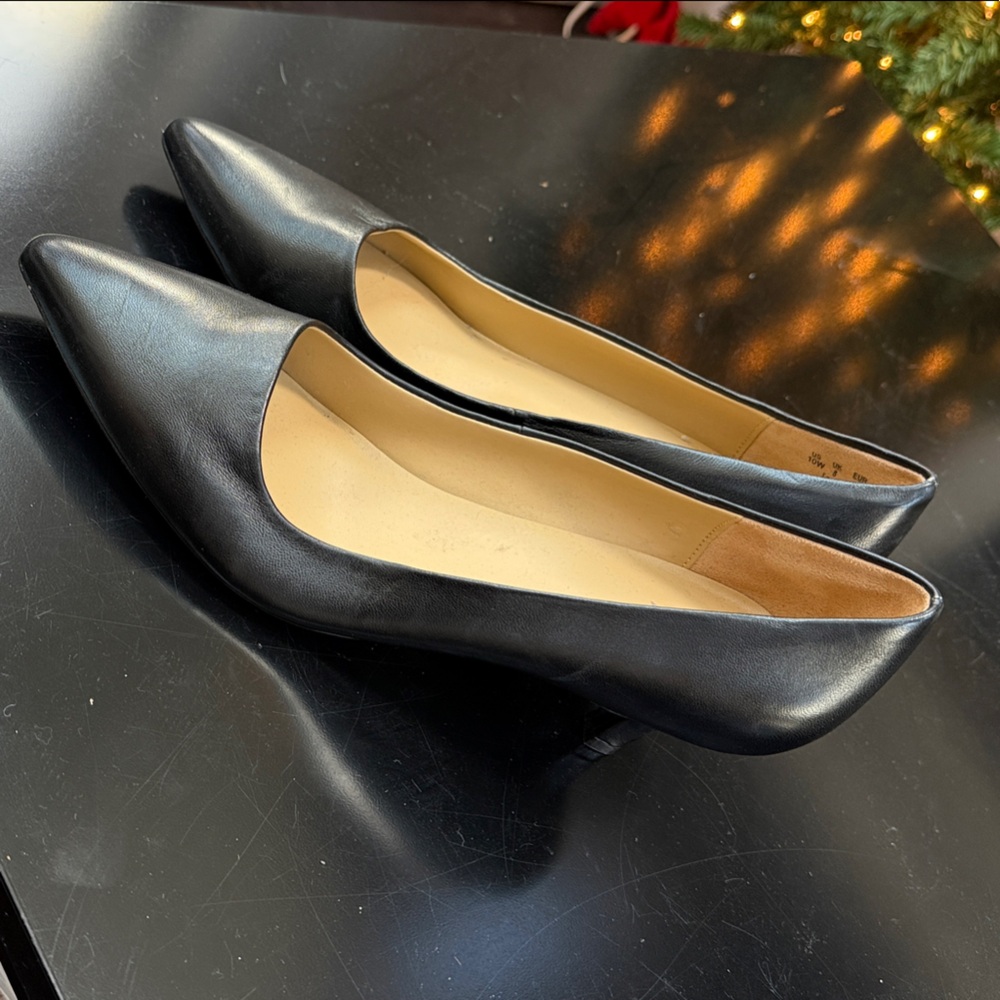 Naturalizer Black Leather Heels